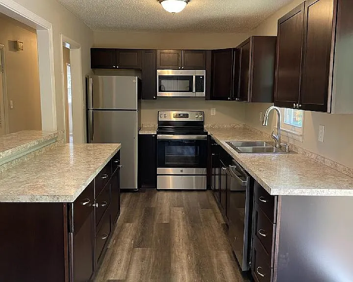 283 Harmony Rd — Photo 4