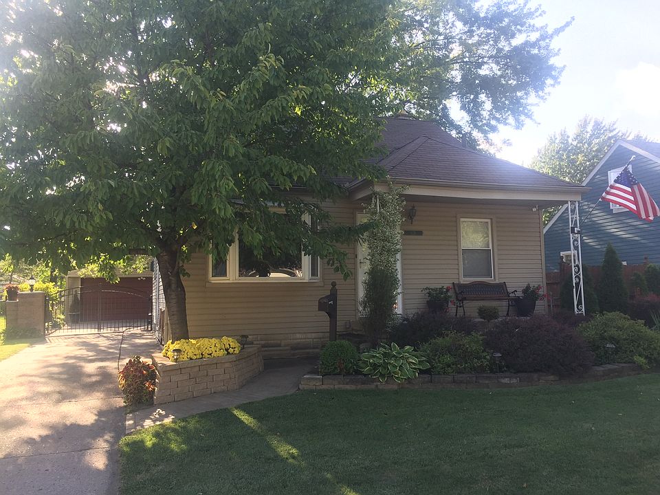1st image of 536 Gargantua Ave
