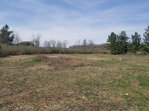 2nd image of Bear Creek Meadows Dr