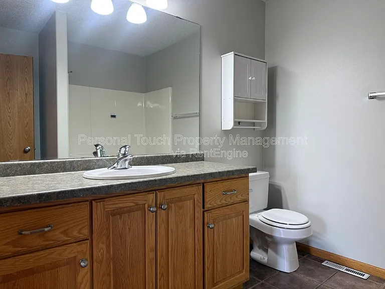 1143 39th Ave S — Photo 21