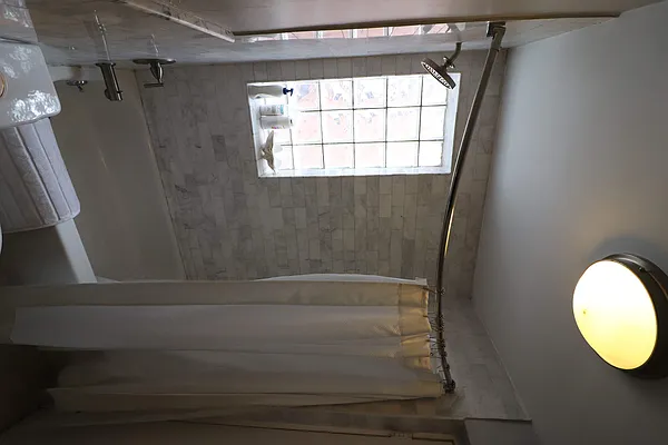 Rented by Highline Residential | media 42