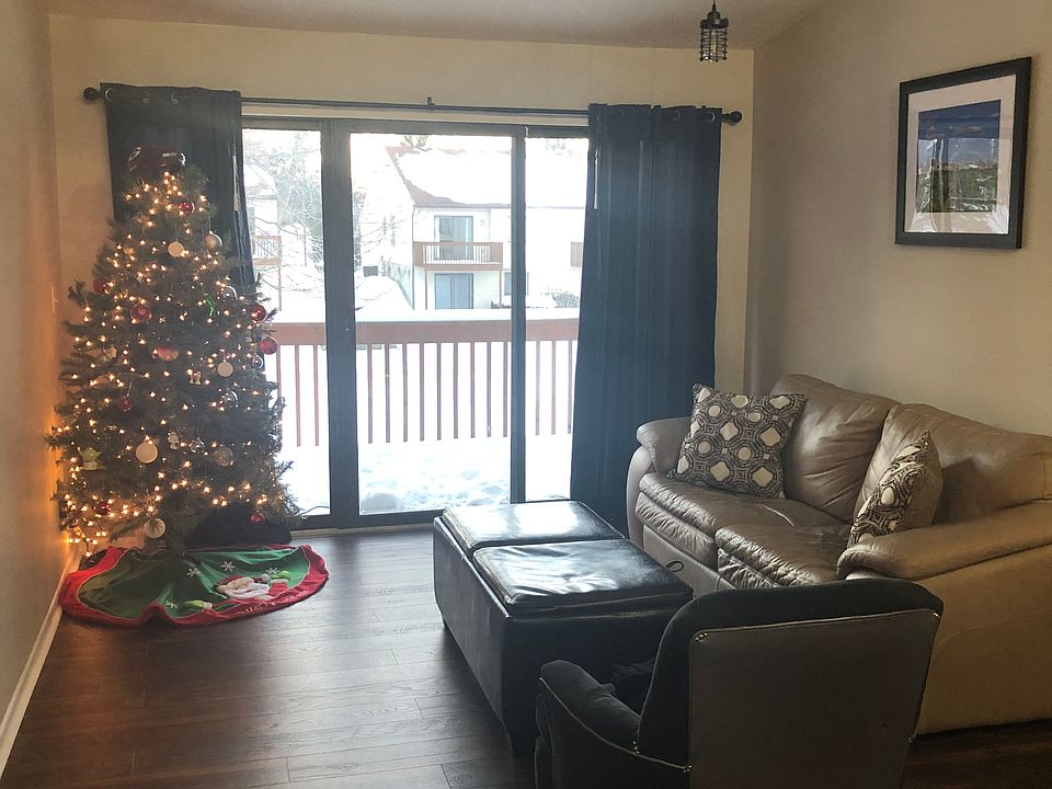 1st image of 5085 Waterside Dr