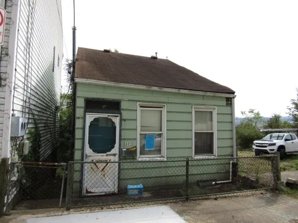 861 Vista St E, Pittsburgh, PA 15212