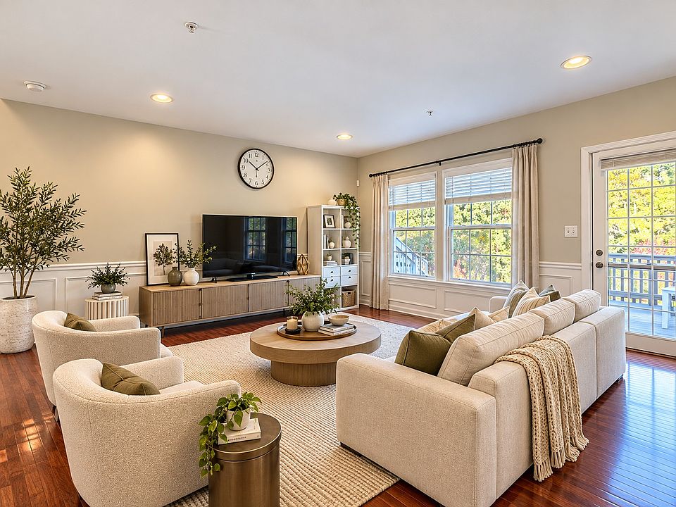 1st image of 414 Rosecliff Rd