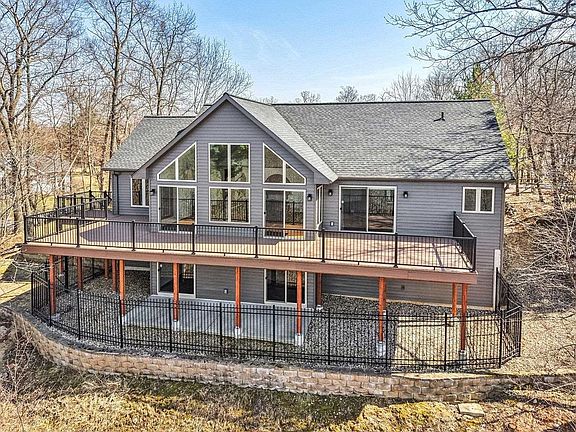 4th image of 54 Lookout Ridge