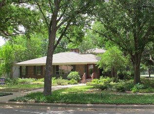 2425 Cambridge Ave, Wichita Falls, TX 76308