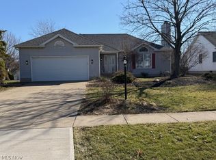 5913 Oak Point Rd, Lorain, OH 44053