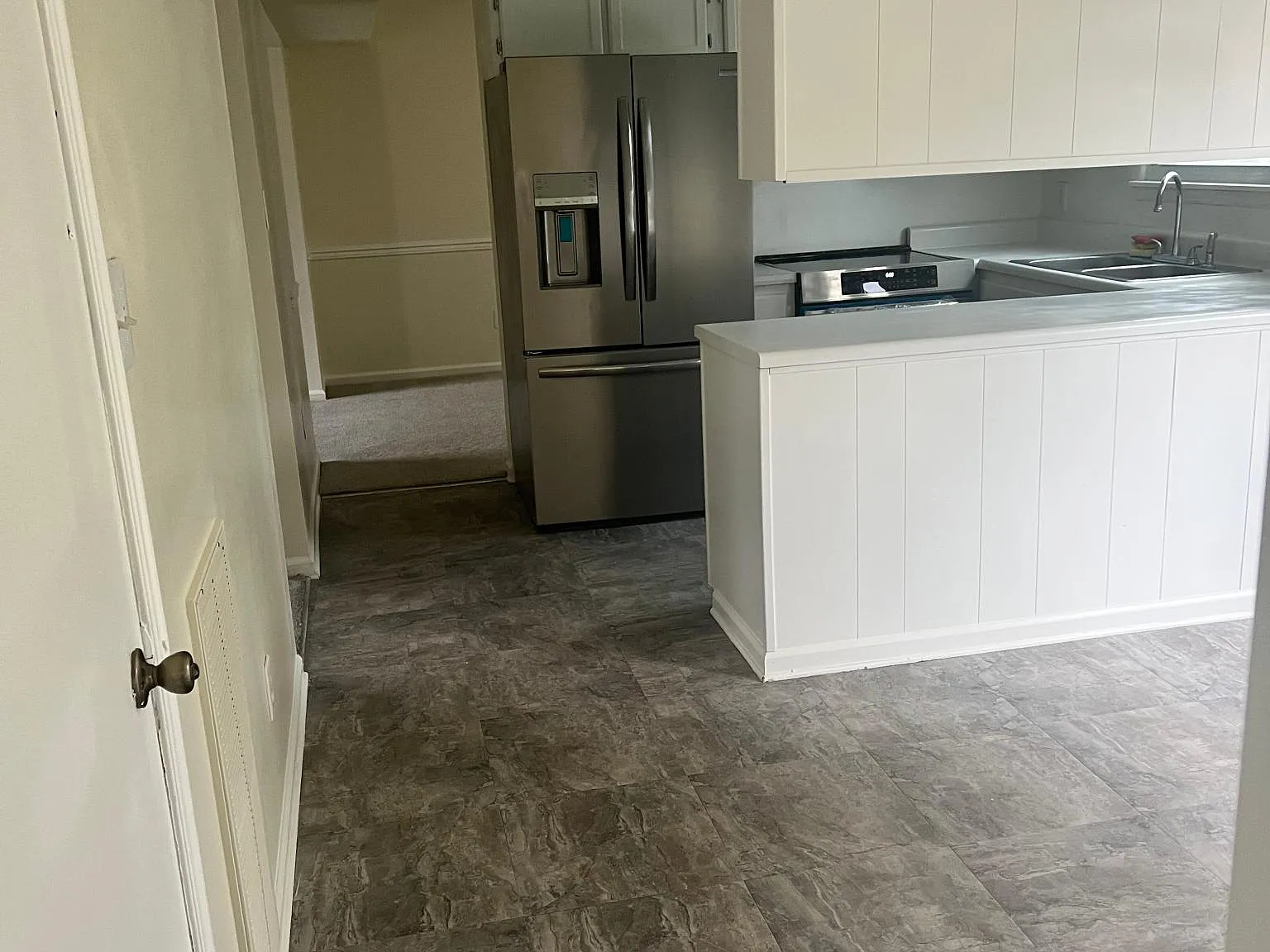 3 bed, 2.5 bath, 1440 sqft, $2,450 — Photo 2