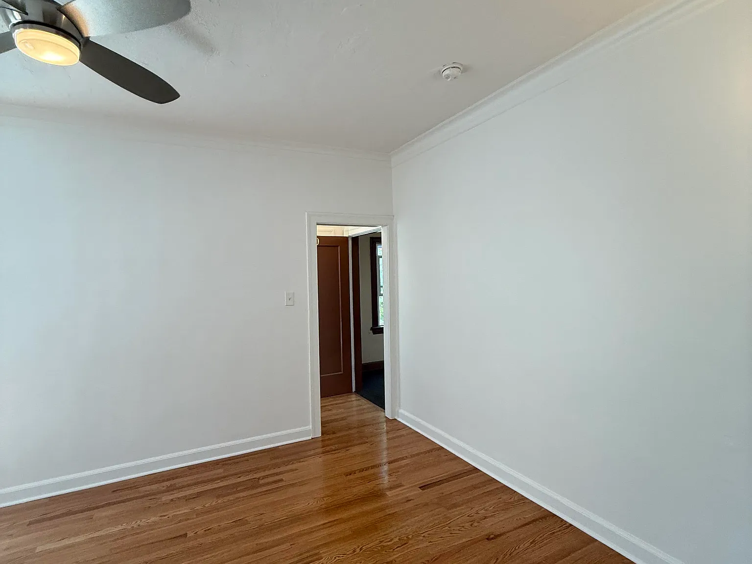 Studio, $1,950 — Photo 4