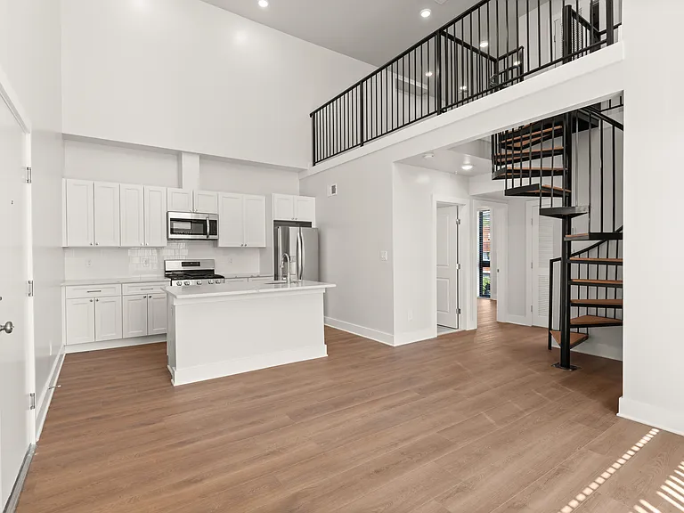 1100 Bladensburg Rd NE #501 — Photo 16