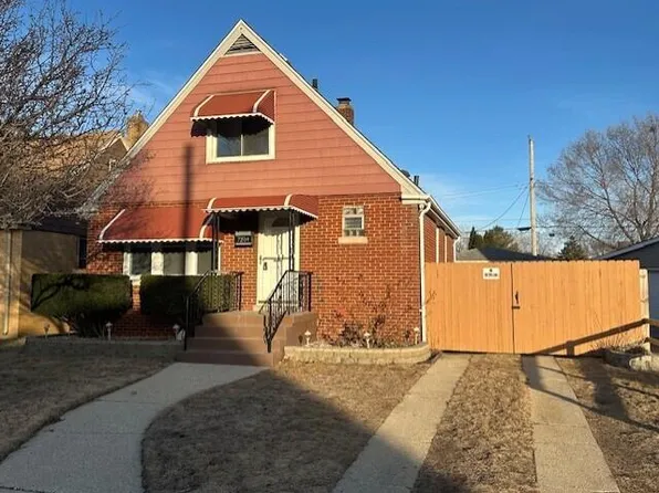 7209 McLaughlin Ave, Hammond, IN 46324