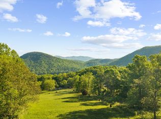 172 Pam Ln, Townsend, TN 37882