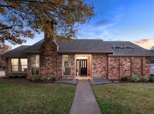 9105 Bryson Dr, Dallas, TX 75238