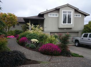 3669 55th Ave SW, Seattle, WA 98116