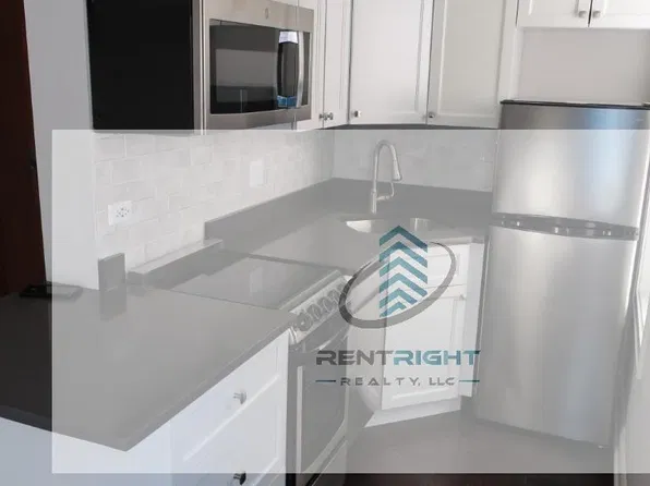 640 W Wrightwood Ave APT 107, Chicago, IL 60614