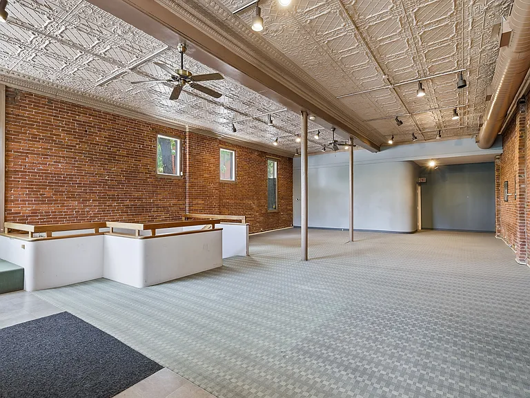 4400 Laclede Ave #3 — Photo 31