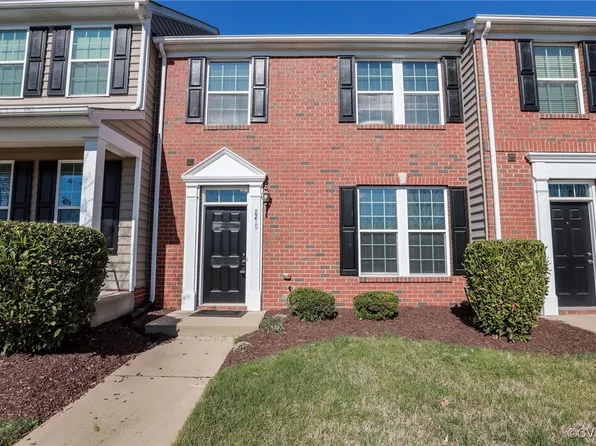 8219 Creekside Bluffs Ln, Mechanicsville, VA 23111