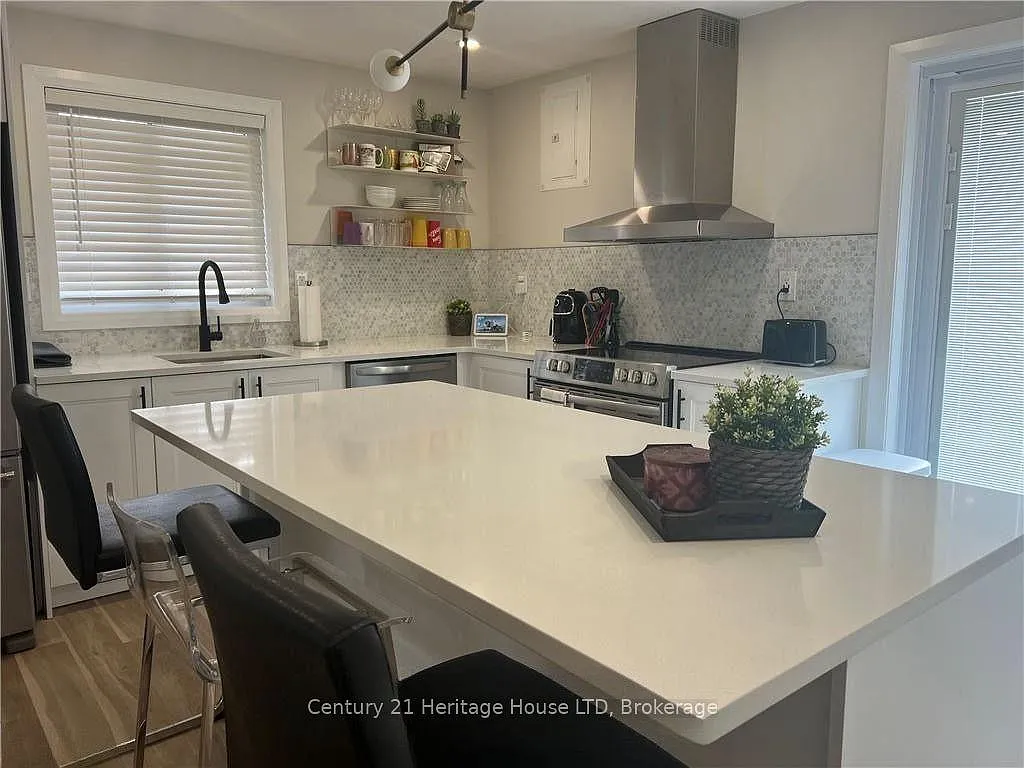 2 bed, $1,850 — Photo 3