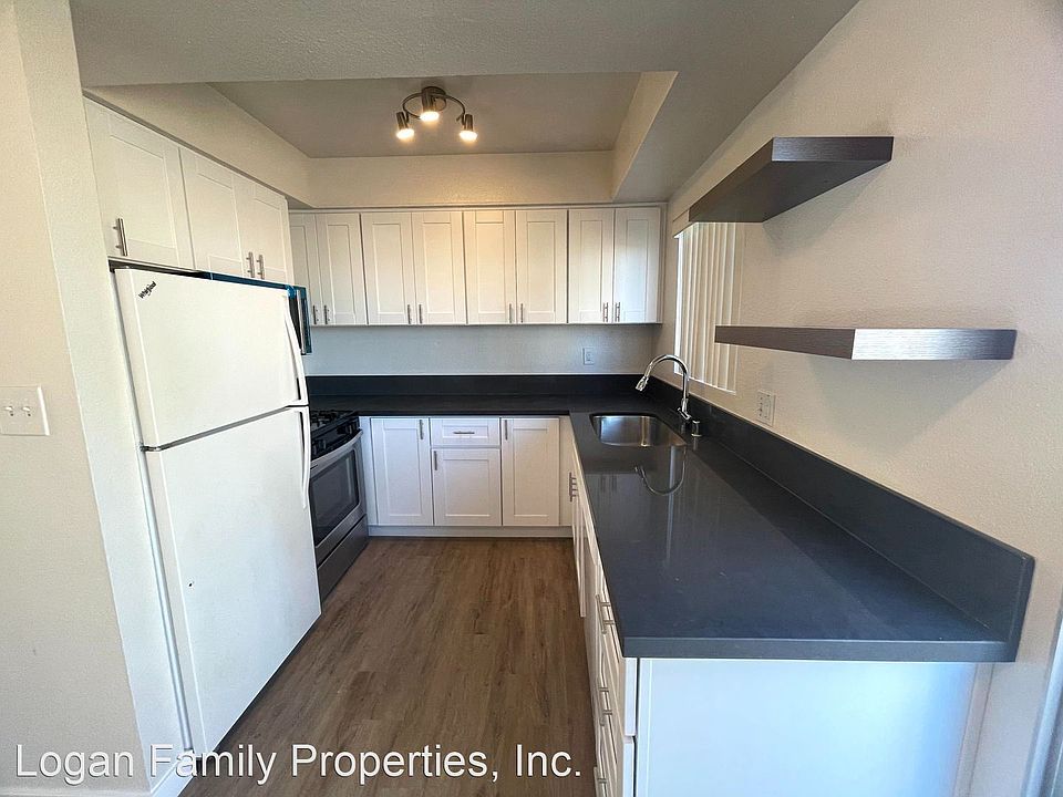 1st image of 2490 Etiwanda St #B