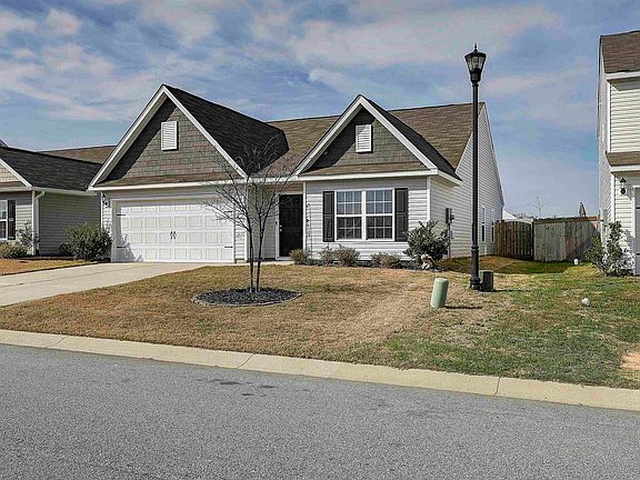 2nd image of 713 Sapodilla Ln