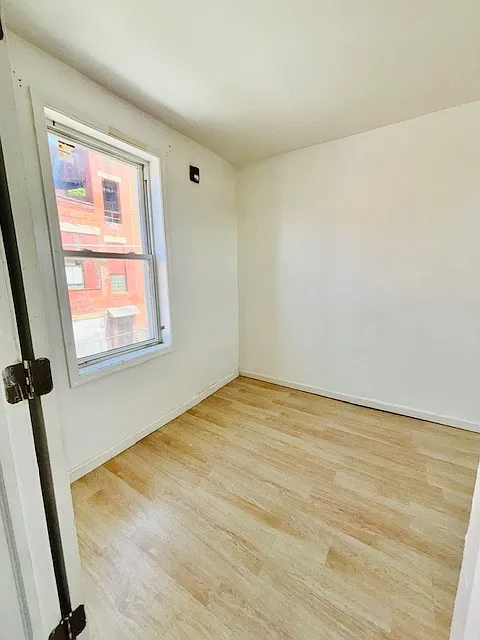 240-42 West Glenwood Avenue - 3 — Photo 3