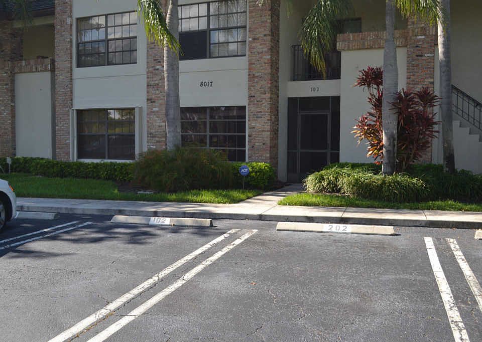 1st image of 8017 Aberdeen Dr APT 102