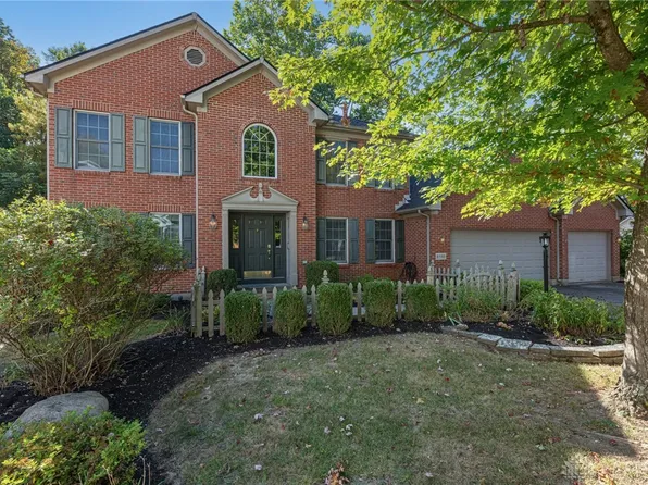 8590 Shelly Woods Ct, Springboro, OH 45066