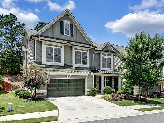 5th image of 1747 Grand Oaks Dr