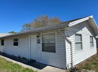 2853 Willow Ave APT A, Largo, FL 33771