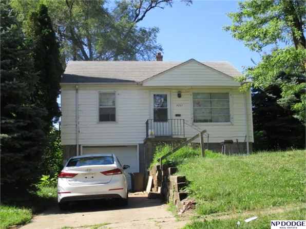 4221 Fowler Ave, Omaha, NE 68111
