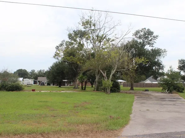 7438 Tammy Ln, Lake Charles, LA 70607