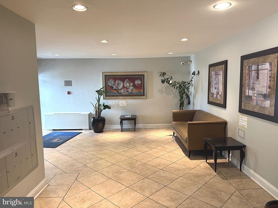1st image of 1005 Chillum Rd APT 301