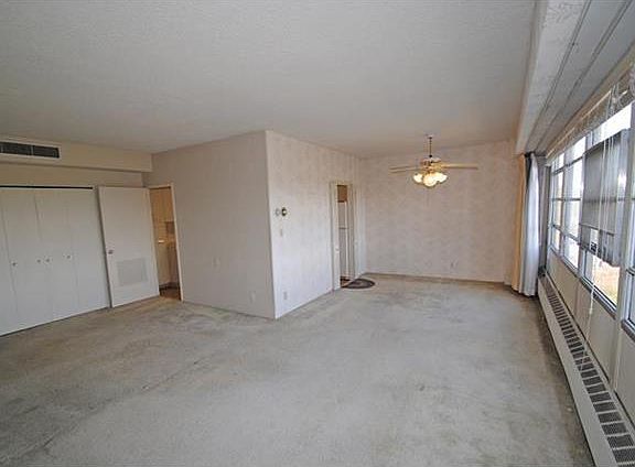4th image of 333 W Meyer Blvd APT 815