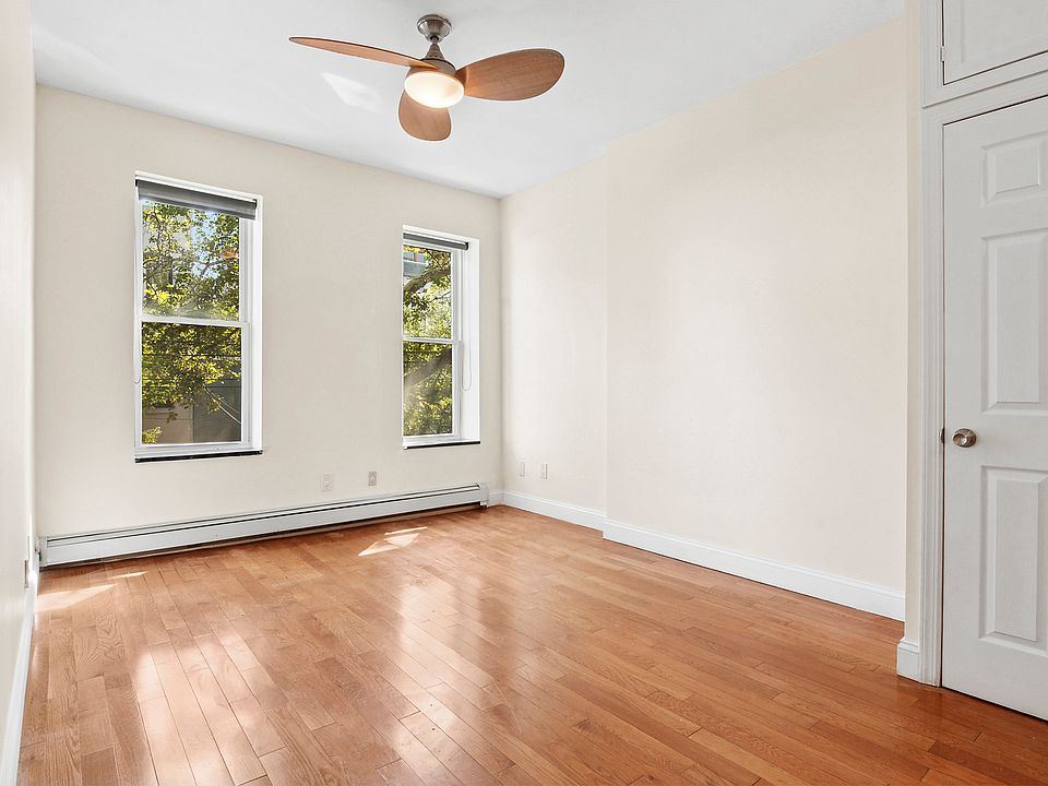 1st image of 5-13 50th Ave #2F