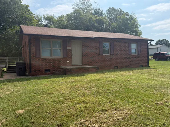 1215 Rickert St, Statesville, NC 28677