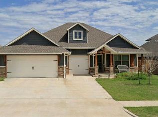 10105 NW 139th Cir, Yukon, OK 73099