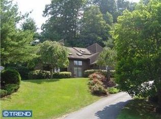 45 Charter Oak Dr, Newtown Square, PA 19073