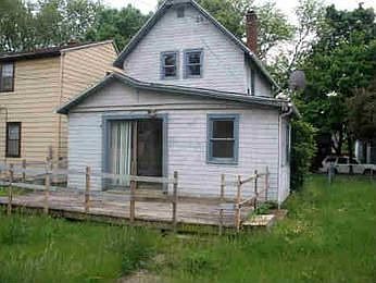 2nd image of 645 Riverside Ave