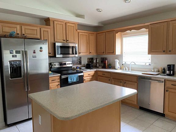 4th image of 1320 Lago Mar Dr