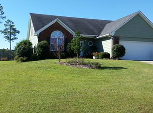 129 Blue Water Dr, Raeford, NC 28376