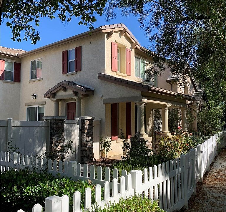1st image of 35725 Filaree Ln