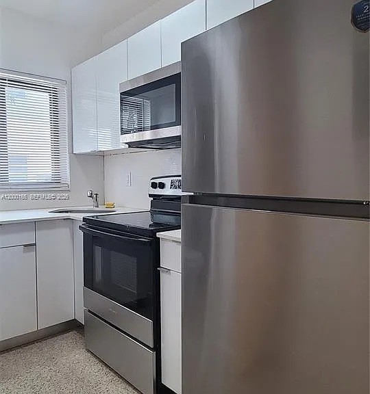 620 SW 6th Ave #2 — Photo 8