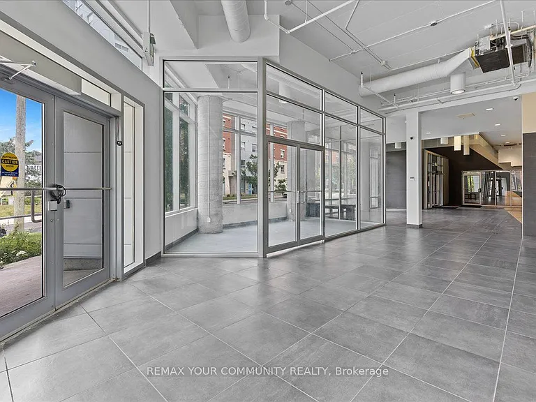 158 King St N #1105 — Photo 5