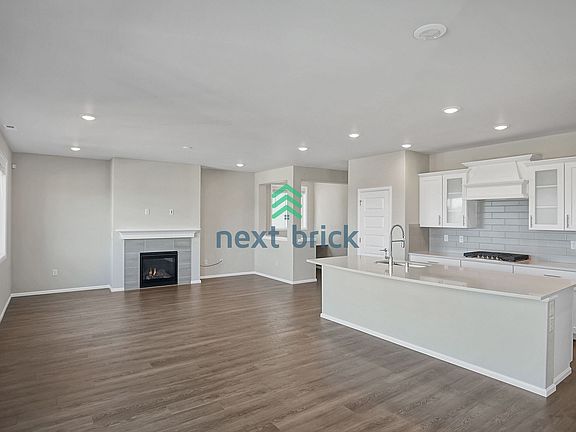 3rd image of 950 120th Ave SE