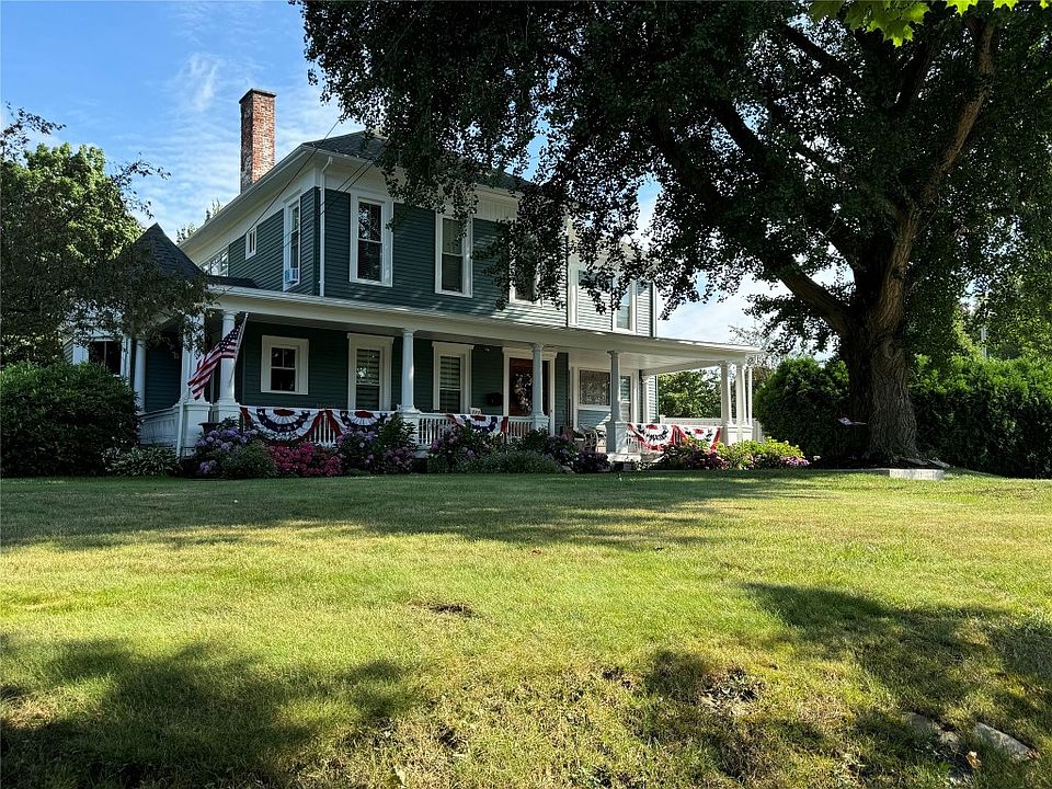 1st image of 50 W Main St
