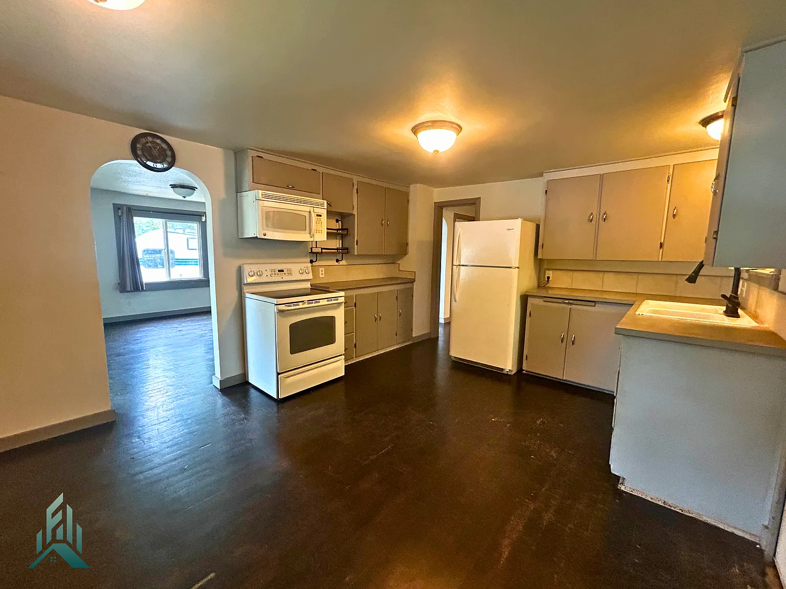 2 bed, 855 sqft, $1,495 — Photo 4