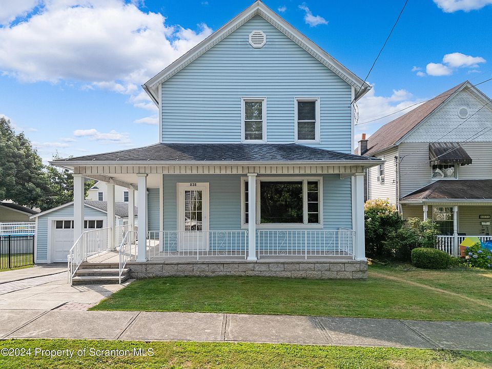 1st image of 838 Carmalt St