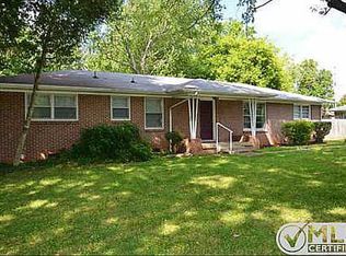 1008 Trinity Dr, Murfreesboro, TN 37129