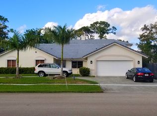 9345 Old Pine Rd, Boca Raton, FL 33428