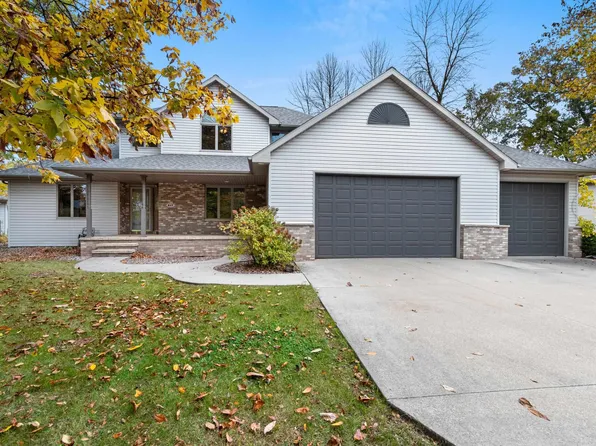 217 Patricia Ln, Wrightstown, WI 54180